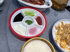 金牌烤鸭-红菜坊·烤鸭·川鲁宴(石园店)