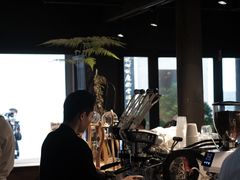 -Metal hands·铁手咖啡