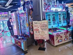 -多奇妙乐园·淘气堡·电玩·抓娃娃(海口吾悦店)