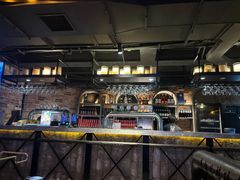 -麦凯伦烧烤·精酿超级工厂店(金桥总店)