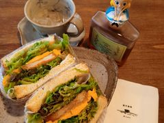 营养滑蛋炸虾三明治-Ginko银子(青龙街店)