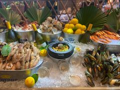 -松山湖凯悦酒店·Café自助餐厅·周末火舞秀表演