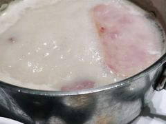 -红鼎豆捞·非遗鲍皇汤火锅(宝丰路店)