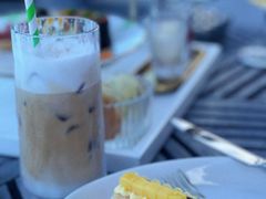 -瑰丽酒店·海吧·天际下午茶·现场DJ·天台酒吧
