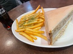 -Al Salam莫的三明治