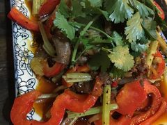 -乐山食古香跷脚牛肉