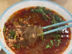 特色酸辣粉-小杨生煎(成山巴黎春天店)
