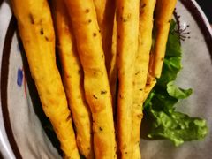 茴香小油条-毛辣果·贵州红酸汤牛肉火锅(西单店)