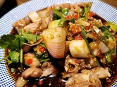 酸爽猪蹄-二孃鸡爪爪(东风路总店)