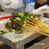 店家的烤牛肉和烤牛筋，非常深得我心[调皮]