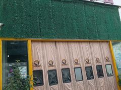 -嘿哟动霸CHUA·新潮玩运动娱乐中心·蹦床滑冰团建乐园