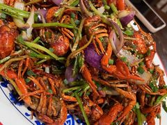 -乡土黄·鲜牛肉火锅·小龙虾(兴业街店)