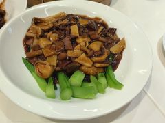 牛肝菌烩杂菇-光明邨大酒家(淮海路店)
