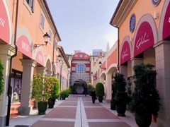 -佛罗伦萨小镇广佛名品奥特莱斯(疏港路店)