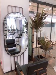 -ON STAR SALON