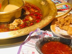 -哥老官重庆美蛙鱼头(龙湖杭州金沙天街店)