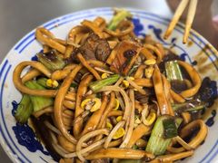 -珠宝街老左杂酱面馆