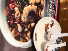 -渝是乎酸菜鱼·川渝小炒(新世界百货望京店)