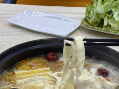 -九寨沟特色牦牛肉汤锅