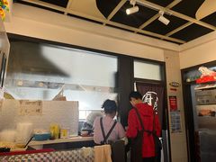 -丽虹云南过桥米线(兴工街店)