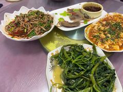 -洪霞餐馆