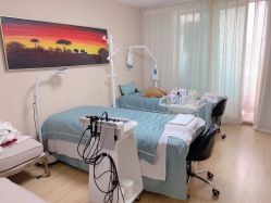 -YooMee优美智能科技美肤机构