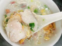艇仔粥-穗银肠粉店(东川路店)