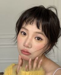 -明天见·化妆造型工作室