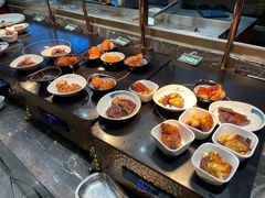 -金马门国际美食百汇(珞喻路店)