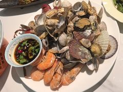 -嗨辣小聚·盘锦河蟹·海鲜烧烤龙虾(盘锦十年好店)