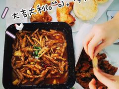 -胖哥俩肉蟹煲(济南世茂国际广场店)