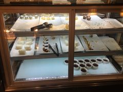 面包甜点陈列柜-比格比萨自助(宋家庄店)