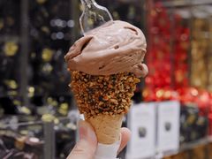 榛子巧克力冰激凌-VENCHI 闻绮(北京国贸商城店)