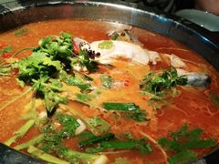 -野山舂·贵州现舂酸汤火锅(鸿通城店)