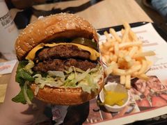 火烤双层牛肉特堡-The Habit Burger Grill 哈比特汉堡(复兴soho店)