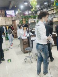 -阿兵荣辉美容理发有限公司