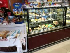 面包甜点陈列柜-爱纶蛋糕(山东路店)