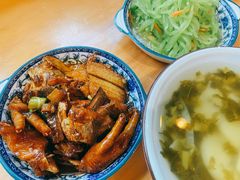 鸡爪炖鳗鱼鲞-郭巨人农家食堂(南部商务区店)