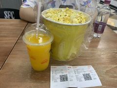 -SFC上影百联影城(大上海4DX店)