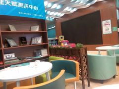 -Swim斯卫姆国际儿童游泳中心(红博中央公园店)