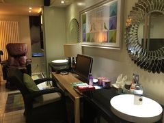 -喜鹊愉家酒店(郑州曼哈顿博览中心地铁站店)