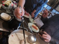 -捞王锅物料理(上海世茂广场店)