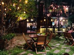 -Lam Vien Restaurant