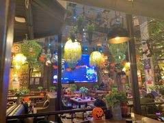 大堂-临界音乐酒馆·小龙虾·江湖菜(华熙LIVE·鱼洞店)