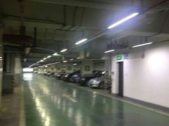 -飞洲国际广场-地下停车库