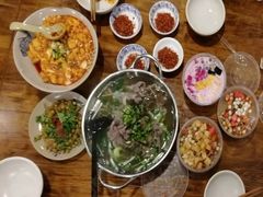 -八一路好吃街(雨田商务大厦店)