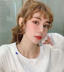 -AYO SALON