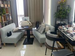 -ME觅妆·定制美妆·彩妆私教(菱角湖店)