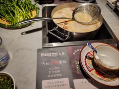 -尚尚仙·酸汤猪手·猪肚鸡火锅(华联万柳购物中心店)