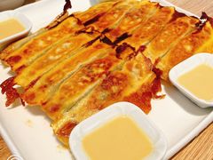 虾爬肉锅贴-连鹭海鲜·新大连菜(星海店)